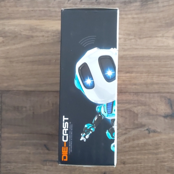 🍀NIB 🤖 Interactive Mini Robot Toy - Picture 7 of 10